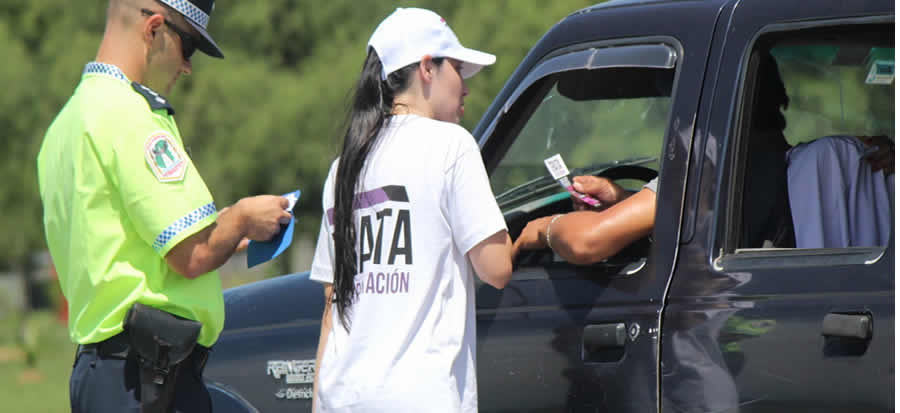 Las constancias por la Revisión Técnica Vehicular pueden obtenerse en los puestos camineros durante el asueto y receso