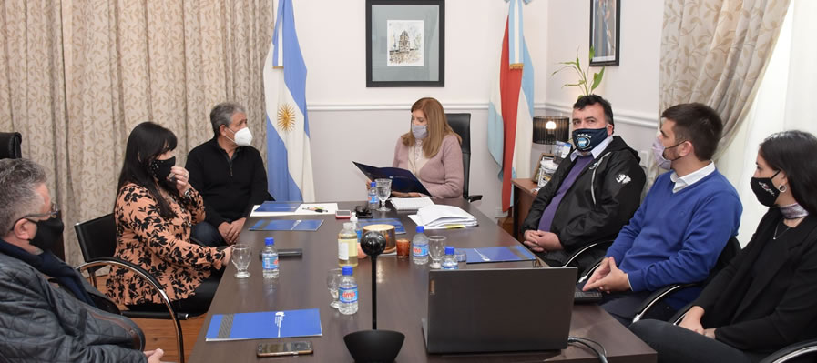 Rubricaron convenio para tareas de investigación, diseño e implementación de actividades vinculadas al mundo laboral