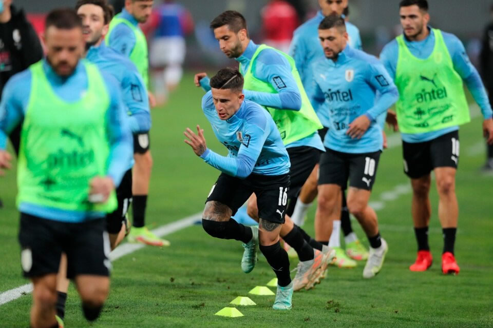 El líder Brasil juega en Recife frente al Perú de Ricardo Gareca