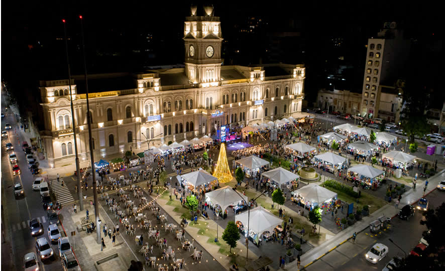 Con emprendimientos de toda la provincia se realizó la última Feria de la Economía Social del año