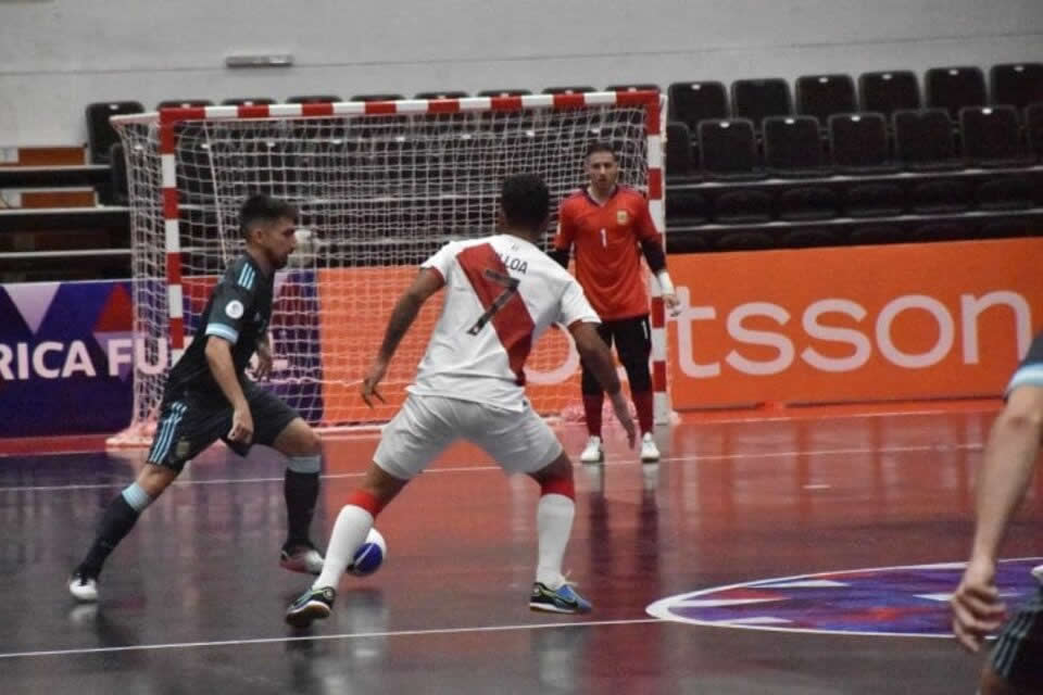 Segunda victoria al hilo del seleccionado masculino conducido por Matías Lucuix