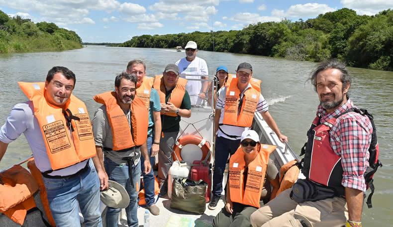 Bordet recorrió las islas donde se construirá el parque natural provincial