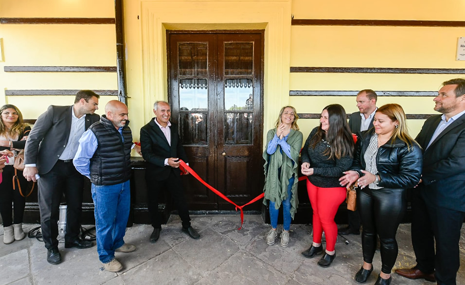 Se inauguró en Antelo el nuevo paseo en la vieja estación ferroviaria