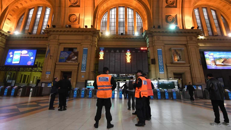 Paro de trenes: el sindicato de la Fraternidad no acató la conciliación obligatoria y este martes no hay servicio