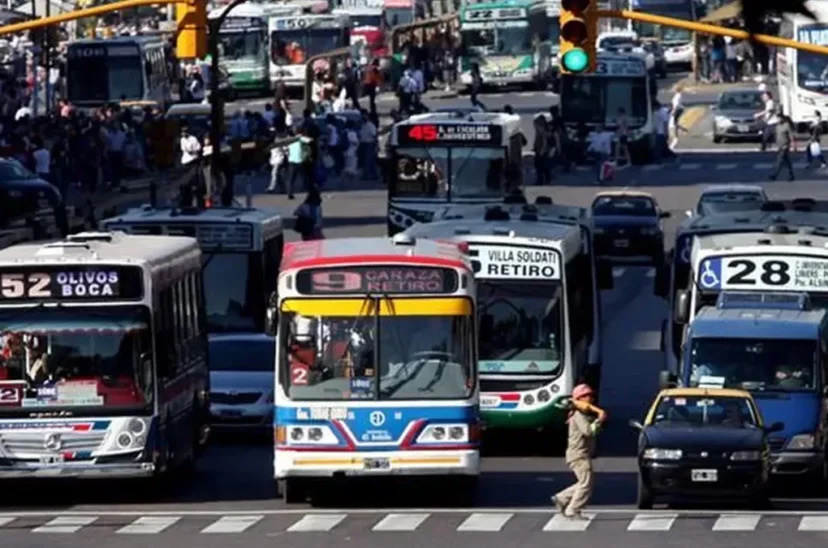 Confirmado: se levantó el paro de colectivos en AMBA