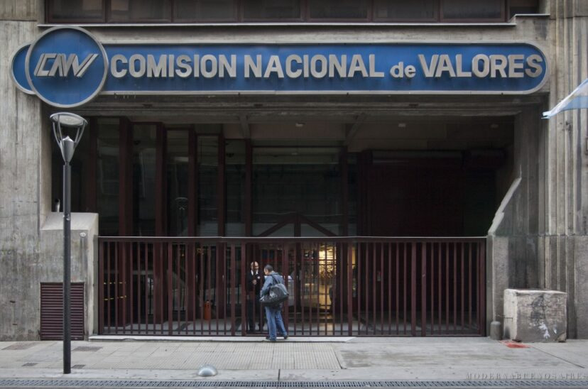 La Comisión Nacional de Valores sufrió un ataque informático y lo denunciará este lunes