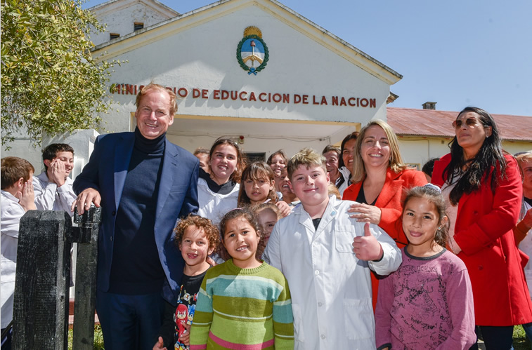 Bordet: “El hecho de poder hacer estas obras habla del amor que representa una provincia o del lugar donde uno vive”