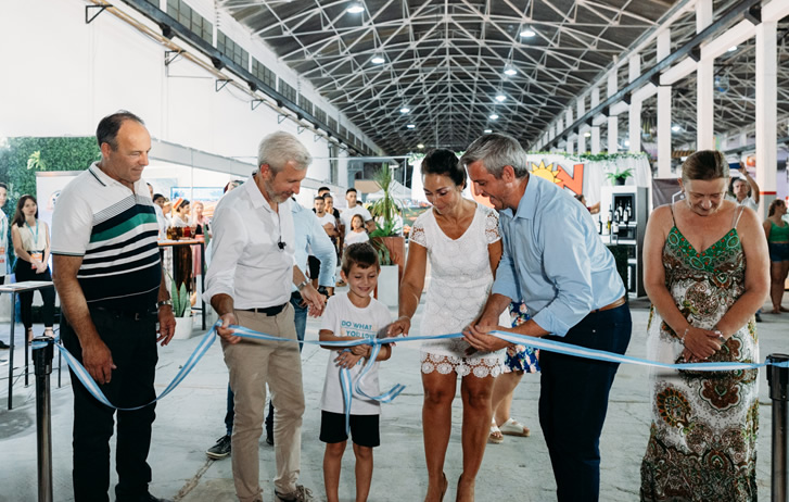 El gobernador participó de la inauguración de la Fiesta Nacional de la Artesanía