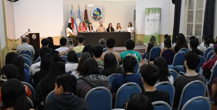 LA MUNICIPALIDAD Y ESTUDIANTES DE CONCORDIA COORDINAN LA ORGANIZACIÓN DE DISTINTAS ACTIVIDADES DEL AÑO