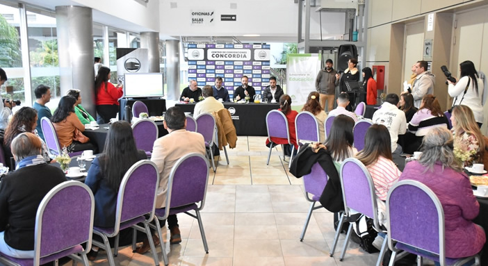 RECONOCIMIENTO A DOCENTES QUE LLEVAN ADELANTE EL PROGRAMA DE VOLUNTARIADO ESCOLAR