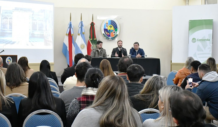 LA MUNICIPALIDAD AVANZA CON LA IMPLEMENTACIÓN DEL EXPEDIENTE DIGITAL