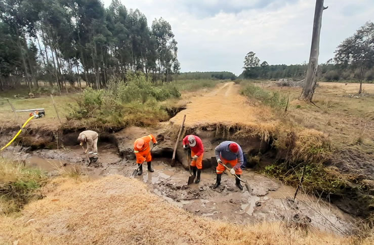 Vialidad trabaja en la recuperación de trazas rurales del departamento Concordia