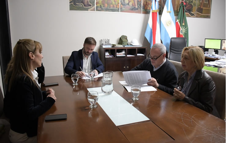 FIRMA DE CONVENIO DE COOPERACIÓN MUTUA ENTRE LA MUNICIPALIDAD Y LA ASOCIACIÓN CIVIL “EL ATENEO”