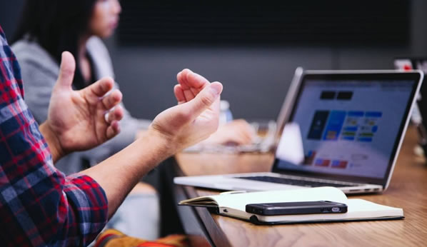 LA MUNICIPALIDAD DE CONCORDIA LANZA EL CURSO “COMUNICACIÓN EFECTIVA PARA PROGRAMADORES”