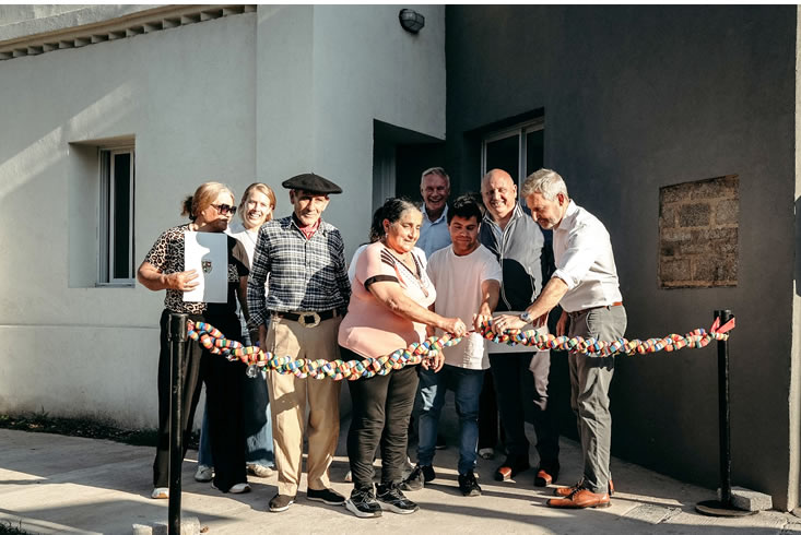 Se inauguraron en Crespo las primeras viviendas con ladrillos PET certificadas del país